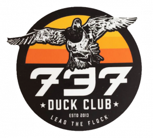 737 club logo